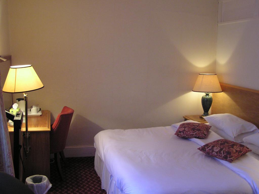 Cadogan Hotel Newmarket  Zewnętrze zdjęcie