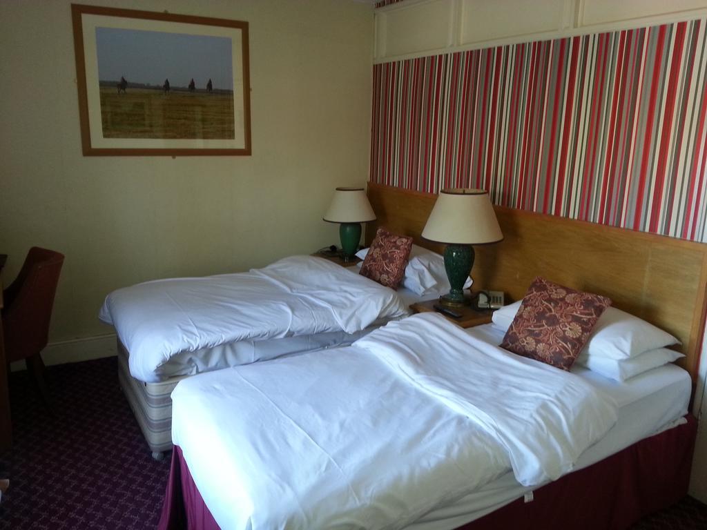 Cadogan Hotel Newmarket  Zewnętrze zdjęcie